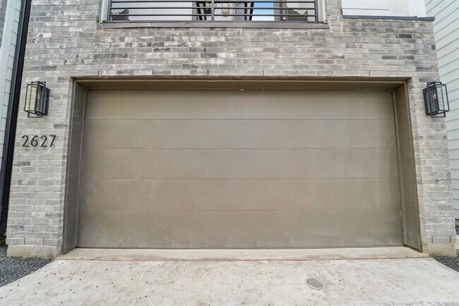 Building Photo - 2623 Jackson St