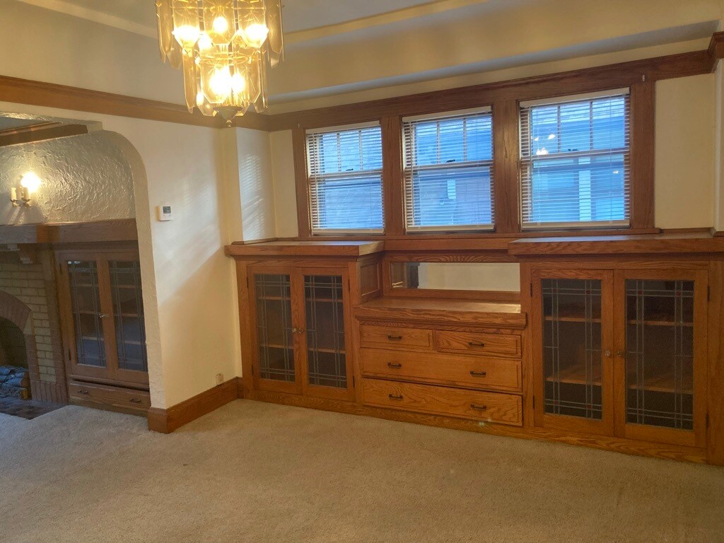 Building Photo - 2569 N 61st St