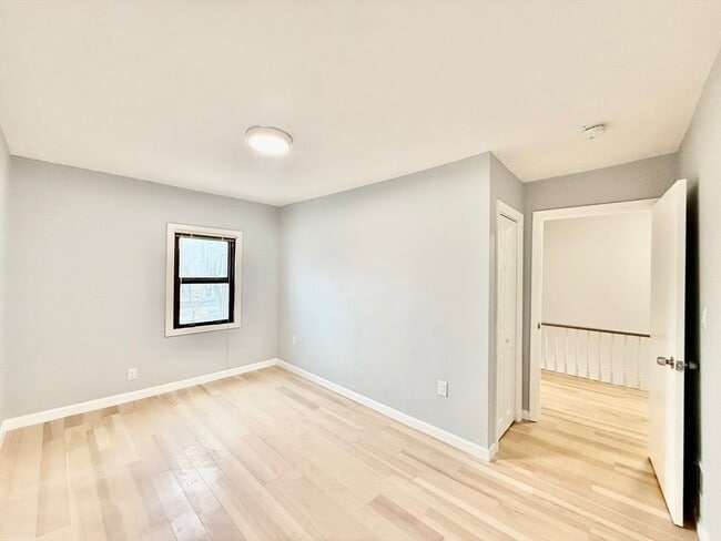 Building Photo - 15 Berwick St