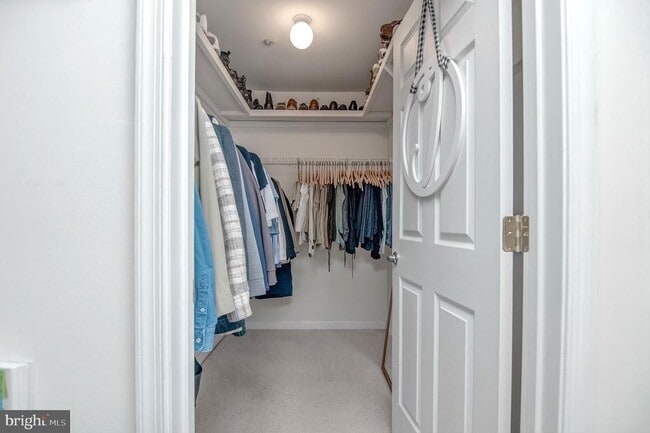 Building Photo - 1066 Gardenview Loop