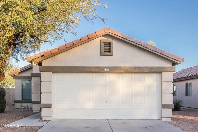 Primary Photo - 13817 N 149th Ln