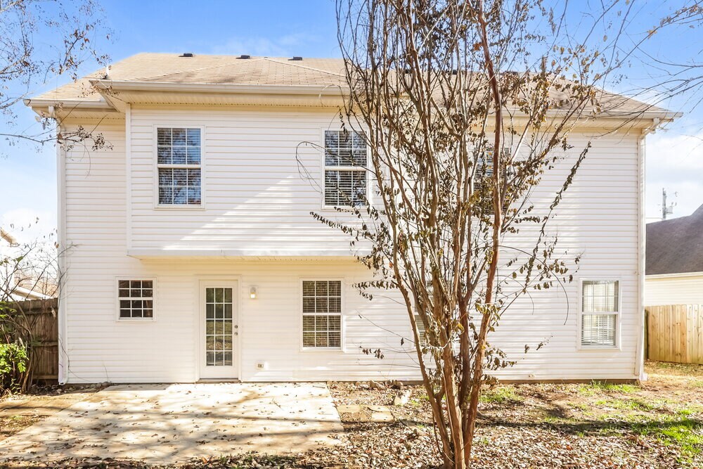 Building Photo - 913 Buckhaven Dr