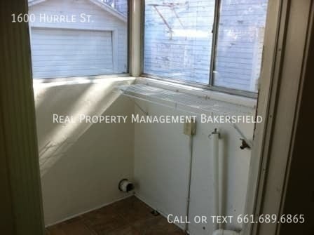 Building Photo - 1600 Hurrle Ave