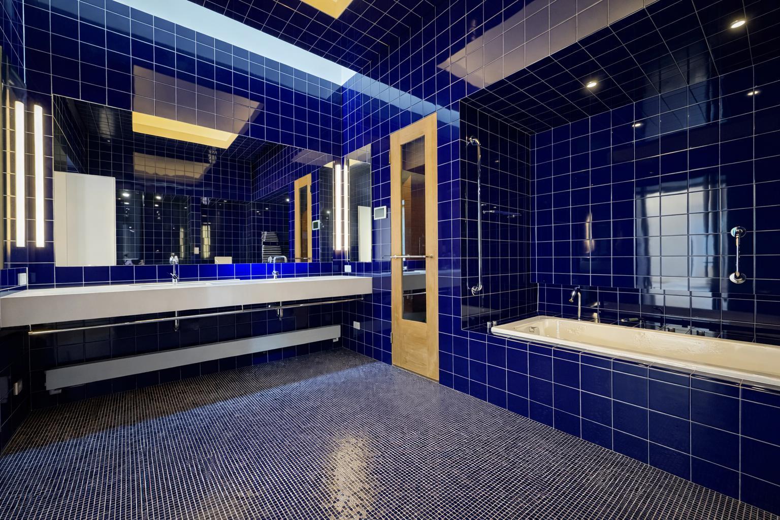 Building Photo - 54 Bleecker St