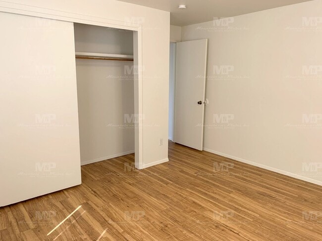 Building Photo - 2909 Sumac St