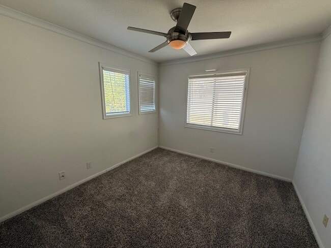 Building Photo - Welcome to Wagon Wheel – 4 Bed + Office | ...