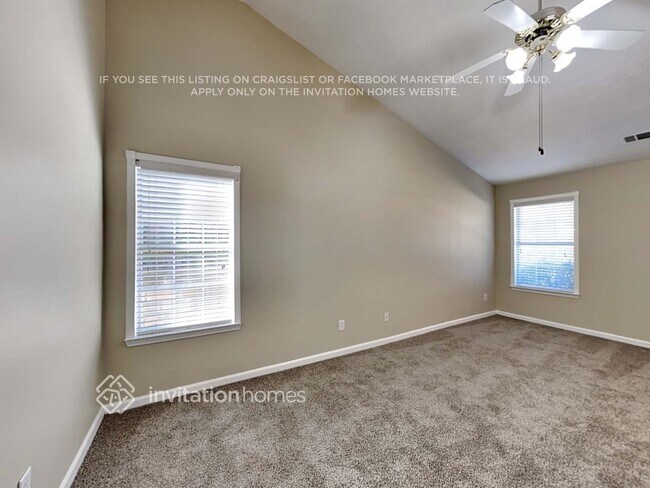 Building Photo - 1679 Crestfield Ln NW