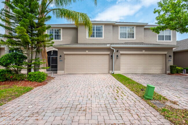 Building Photo - 253 Catriona Dr