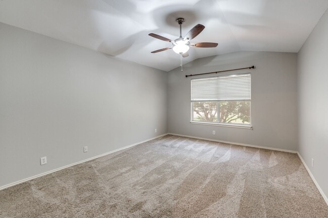 Building Photo - 3 Bedroom/2.5 Bath Guilbeau Gardens Subdivision