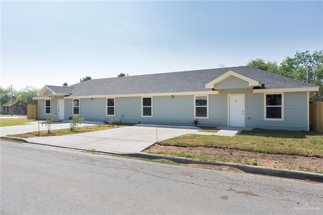 Building Photo - 30 N Texas Ave