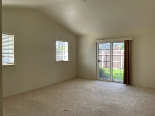 Building Photo - Beckvold, L.C. (1)