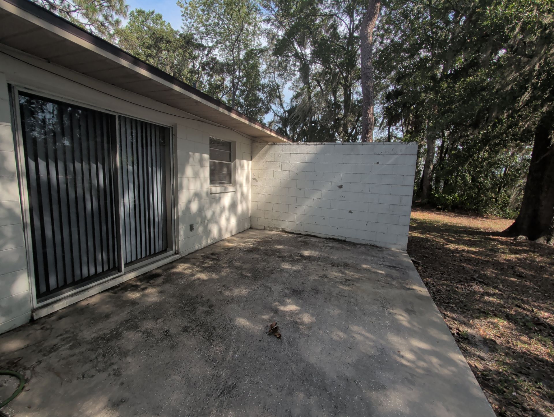 Building Photo - 2372 S Sandburg Pt