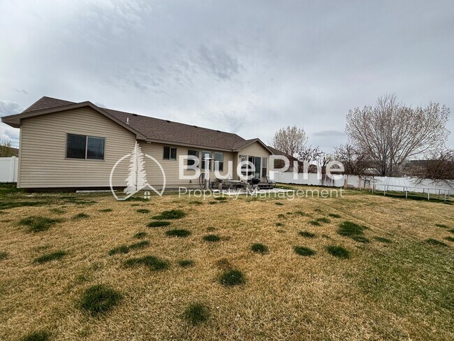 Building Photo - 6020 Bryson Ln