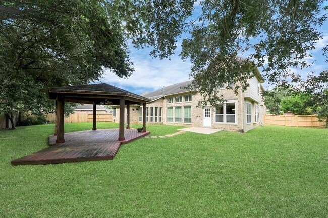 Building Photo - 3811 Parkside Dr