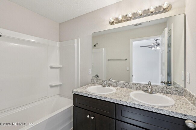 Building Photo - 5453 Wabash Blvd