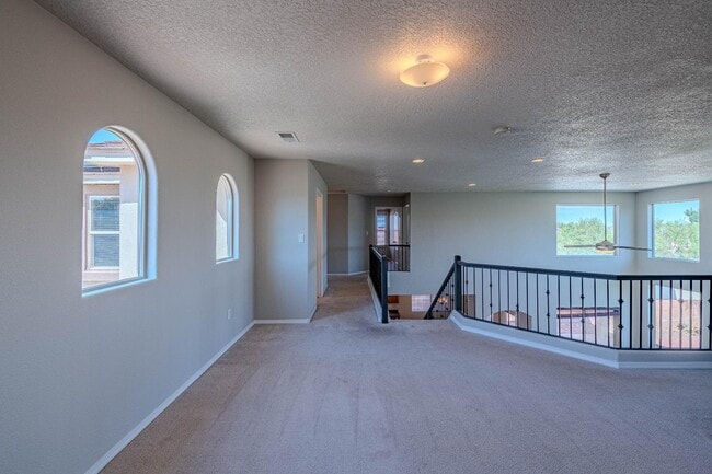 Building Photo - 10532 Coyote Canyon Pl NW