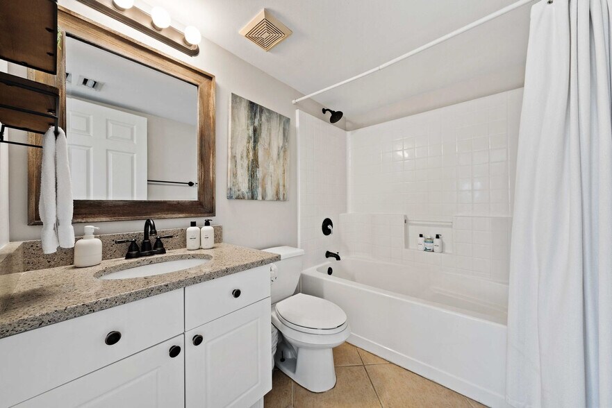 Building Photo - 928 Whelk Ct