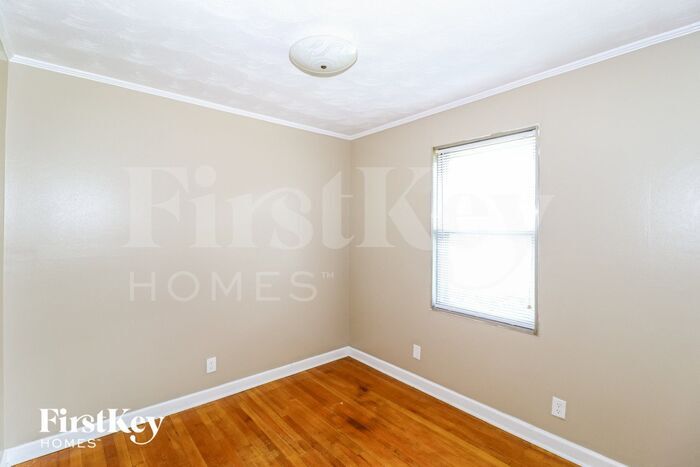 Building Photo - 4924 Quince Rd