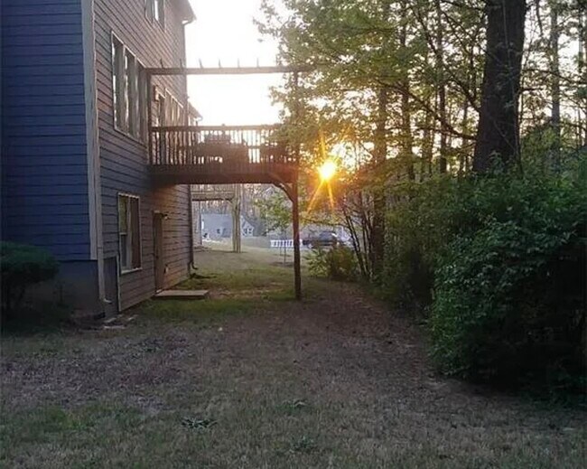 Building Photo - 1030 Timber Trail