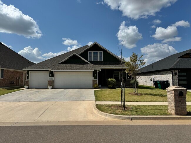 Building Photo - 18013 Marea Dr