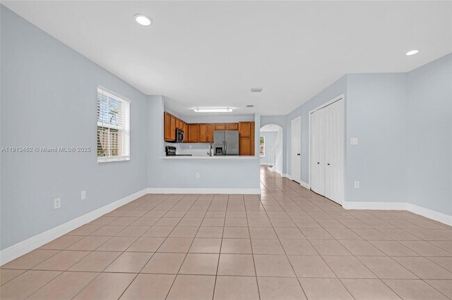 Building Photo - 3197 SW 128th Way