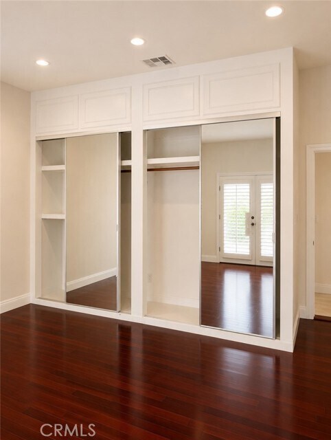 Building Photo - 18048 Karen Dr