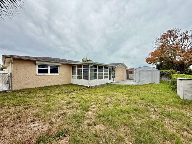 Building Photo - 7131 Potomac Dr