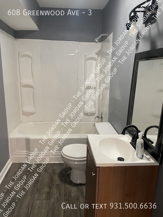 Building Photo - 608 Greenwood Ave