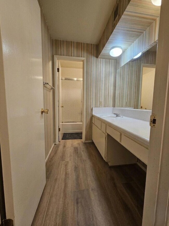 Building Photo - 6311 N 74th St