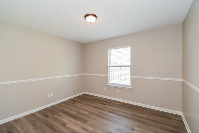 Building Photo - 1311 Yellow Jacket Ct