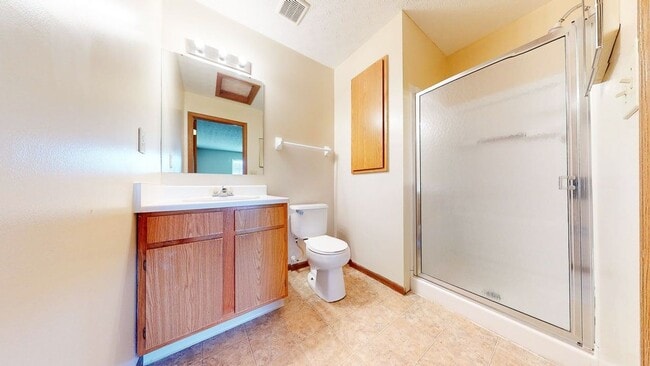 Building Photo - 5498 Cedar Springs