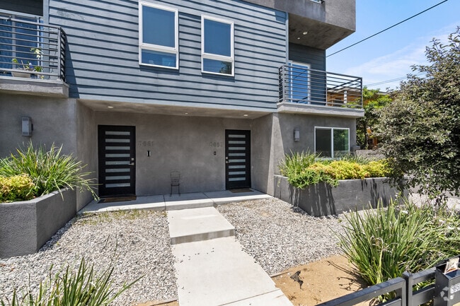 Building Photo - 5653 Fair Ave