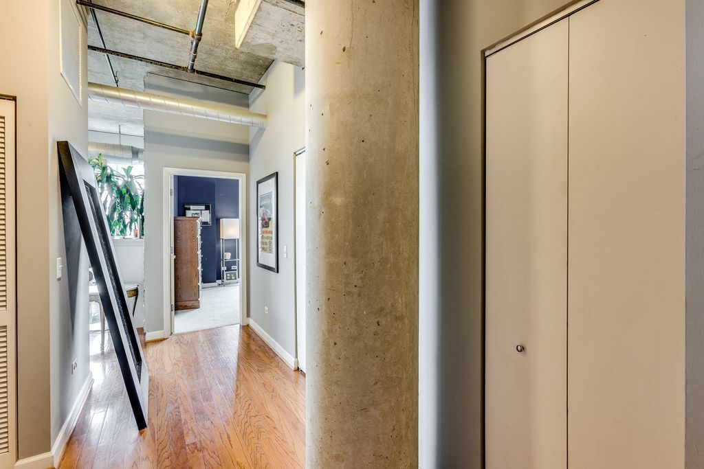 Building Photo - 111 S Morgan St