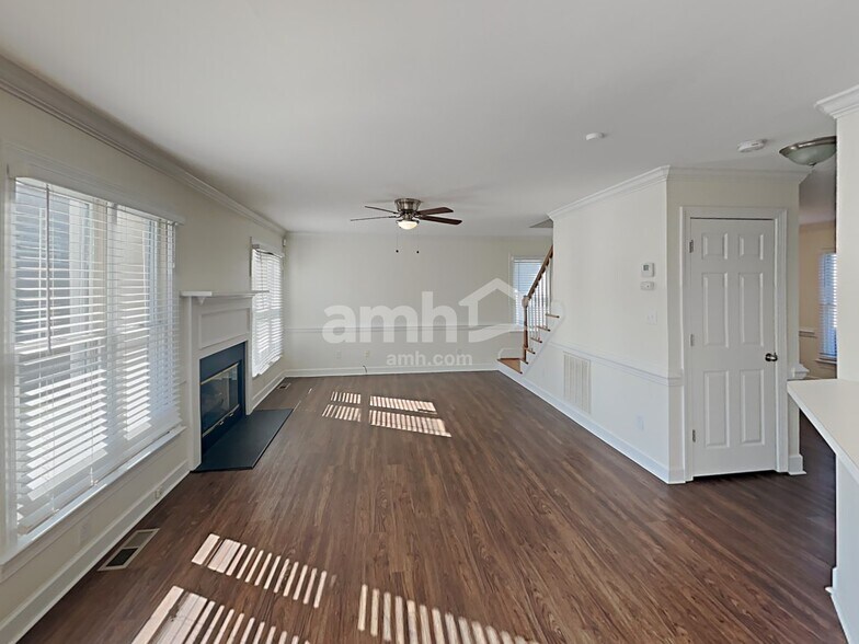 Building Photo - 4840 Forest Highland Dr