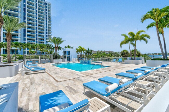 Building Photo - 1 Water Clb Wy