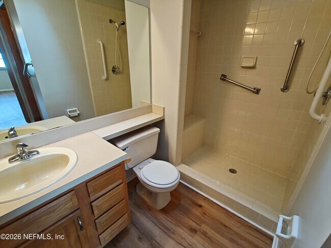 Building Photo - 1314 Cutlass Rd