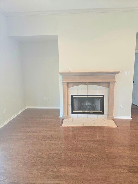 Building Photo - 1811 W Spanish Oak Dr