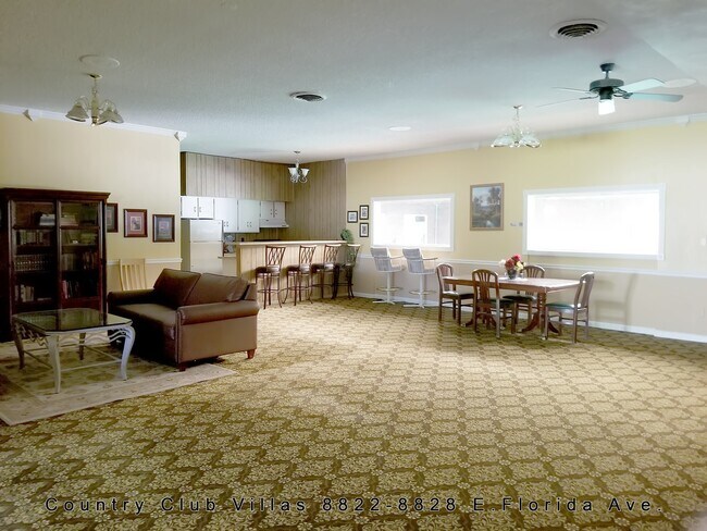 Building Photo - Great location off Leetsdale/Parker and Florida with lots of amenities such as AC, pool, hot tub,...