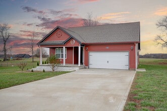 Building Photo - 131 Riverbend Dr