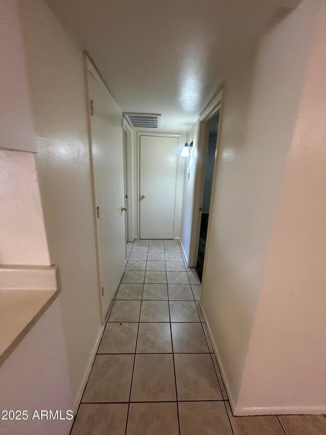 Building Photo - 1857 E University Dr