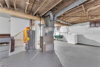 Building Photo - 3865 W 16th St