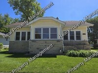 Building Photo - Charming Three Bedroom Ranch