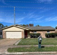 Building Photo - 11841 E 36th St