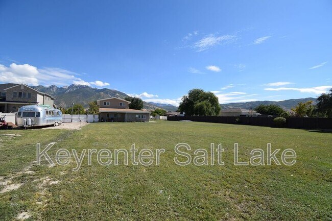 Building Photo - 12898 S 300 E