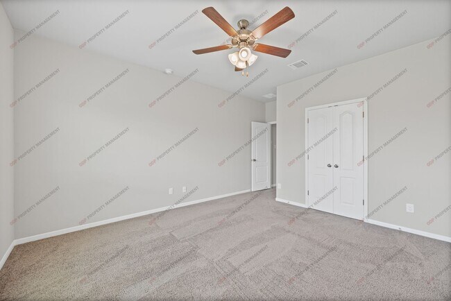 Building Photo - 7901 Hickman St