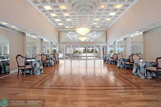 Building Photo - 1360 S Ocean Blvd