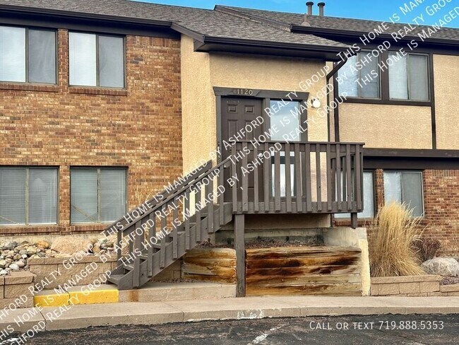 Building Photo - 1120 Yuma St