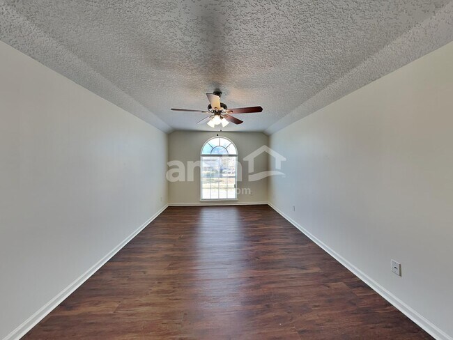 Building Photo - 1139 Calla Glen Ln