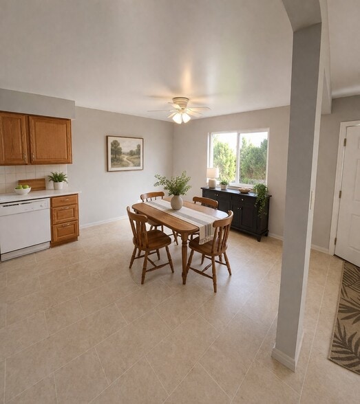 Building Photo - 31779 Ryan Rd