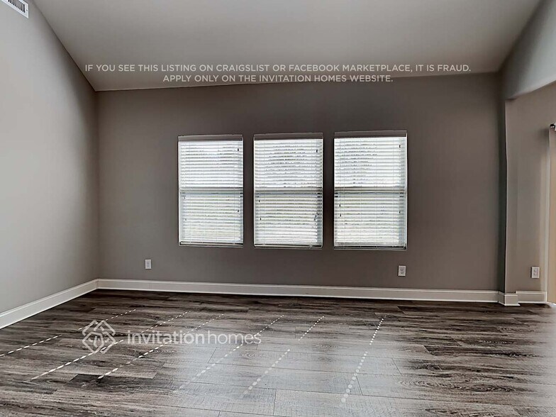 Building Photo - 5419 Roberta Crossing Dr